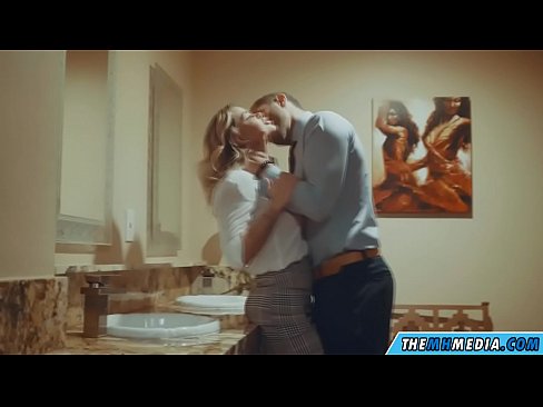 ❤️ Вақте ки як малламуй busty шумо дар як ҳоҷатхона ҷамъиятӣ seduces ️❌ Порно босифат дар мо tg.vlad-massage-salon.ru ❌❤